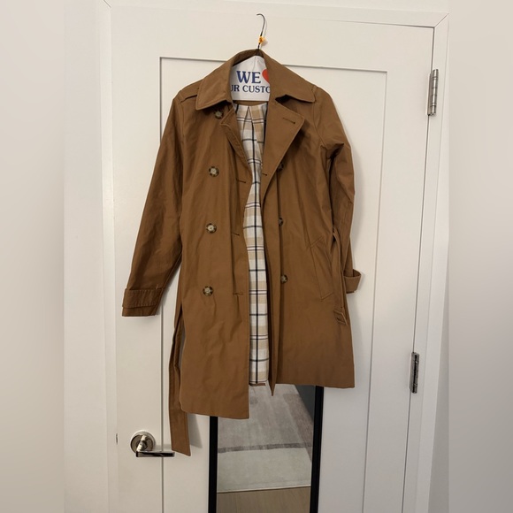 Classic Tan Water-Resistant Long Trench Coat, Abercrombie & Fitch, Size Small - Picture 1 of 4
